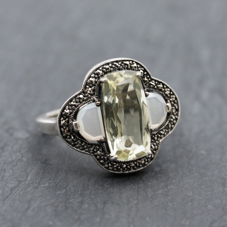 Bague d'exception pierre quartz lemon et nacre