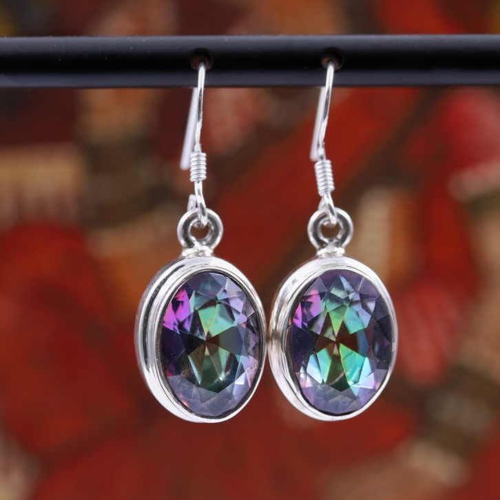 Boucles d'oreilles en argent et pierre topaze mystique