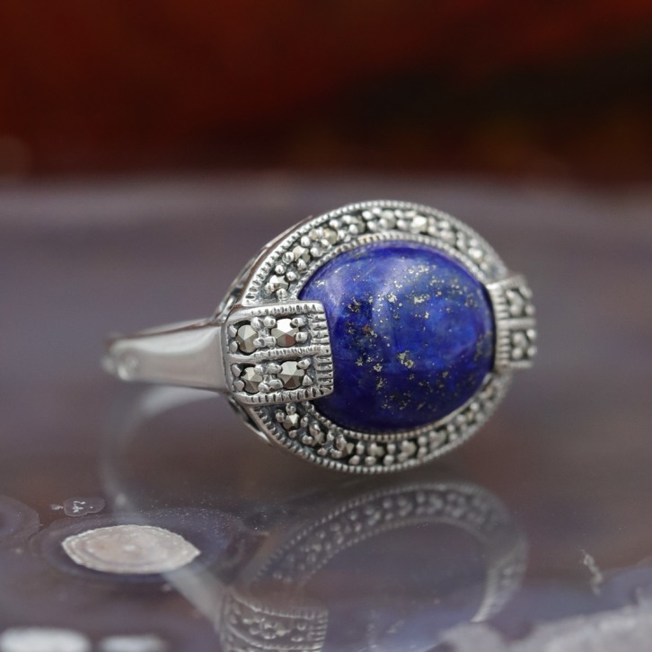 Bague d'exception en argent et pierre lapis lazuli