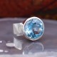 Bague en argent et pierre topaze bleue