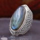 Bague en argent et pierre labradorite