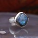 Bague en argent et pierre labradorite