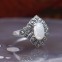 Bague d'exception en argent, nacre et marcassites