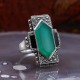 Bague d'exception en argent et pierre agate verte