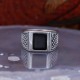 Bague en argent et pierre onyx