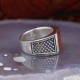 Bague en argent et pierre cornaline