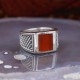 Bague en argent et pierre cornaline