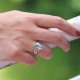 Bague en argent et pierre topaze bleue