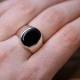 Bague en argent et pierre onyx