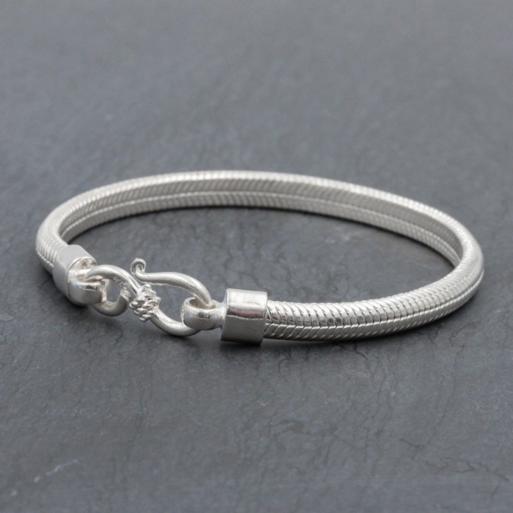 Bracelet en argent snake 1/2 rond 5mm