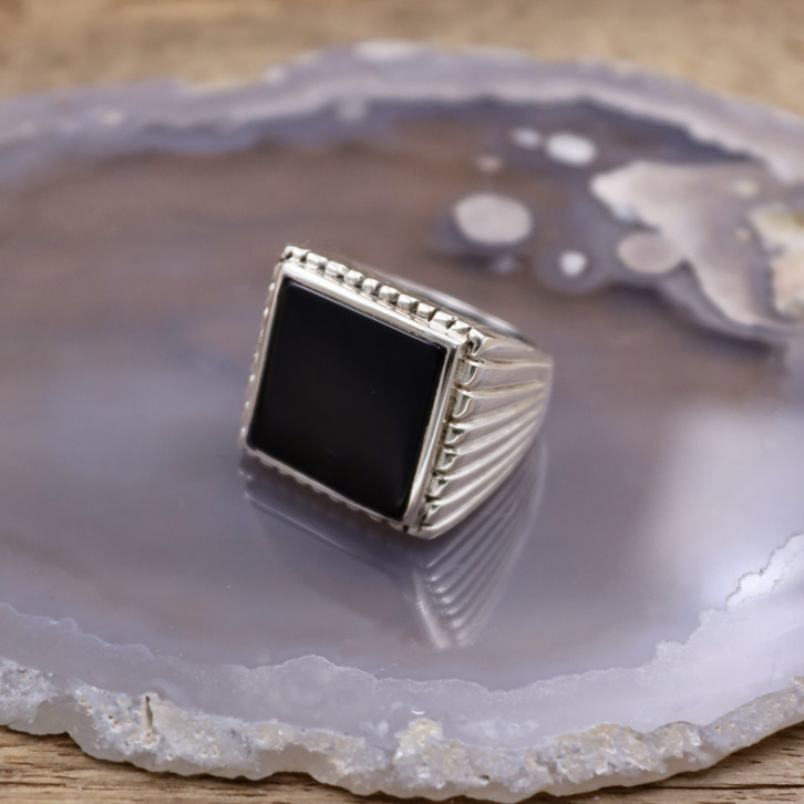 Bague en argent et pierre onyx