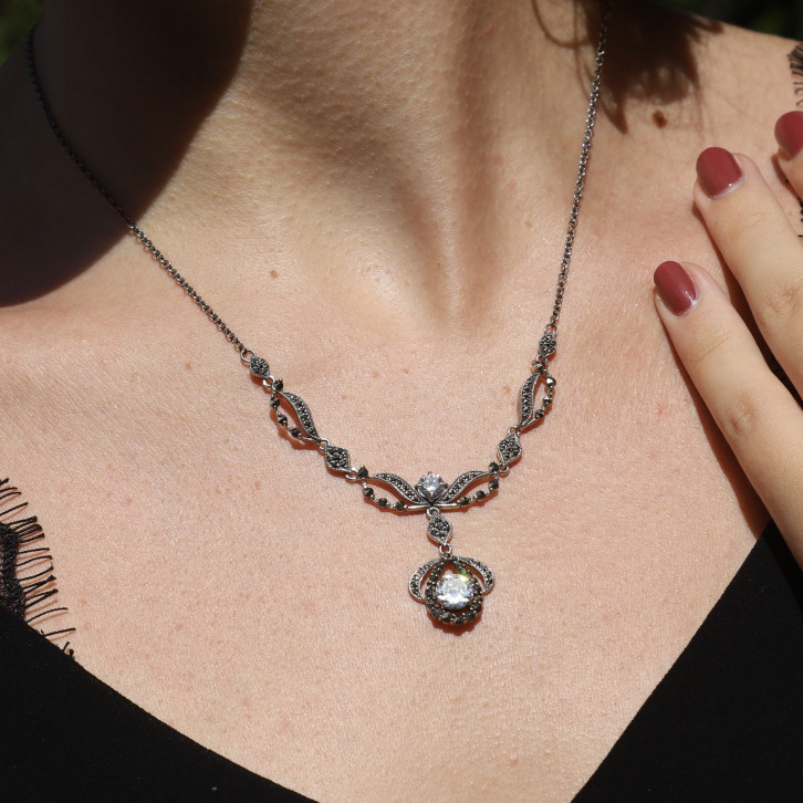 Collier d'exception en argent, marcassites et zirconium