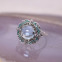 Bague d'exception en argent avec topaze bleue et marcassites