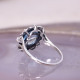 Bague d'exception en argent avec topaze bleue et marcassites