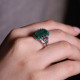 Bague d'exception en argent avec agate verte et marcassites