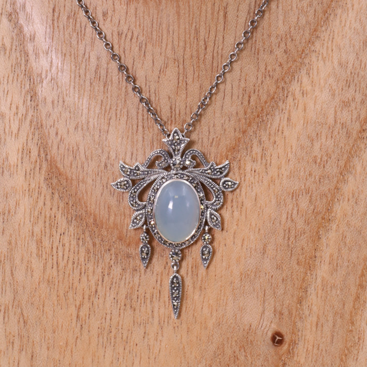 Collier d'exception en argent avec calcédoine et marcassites