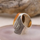 Bague en argent et ambre