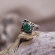 Bague en argent et agate verte