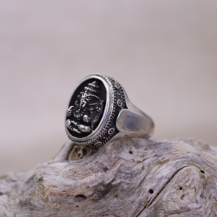 Bague en argent "Ganesh"