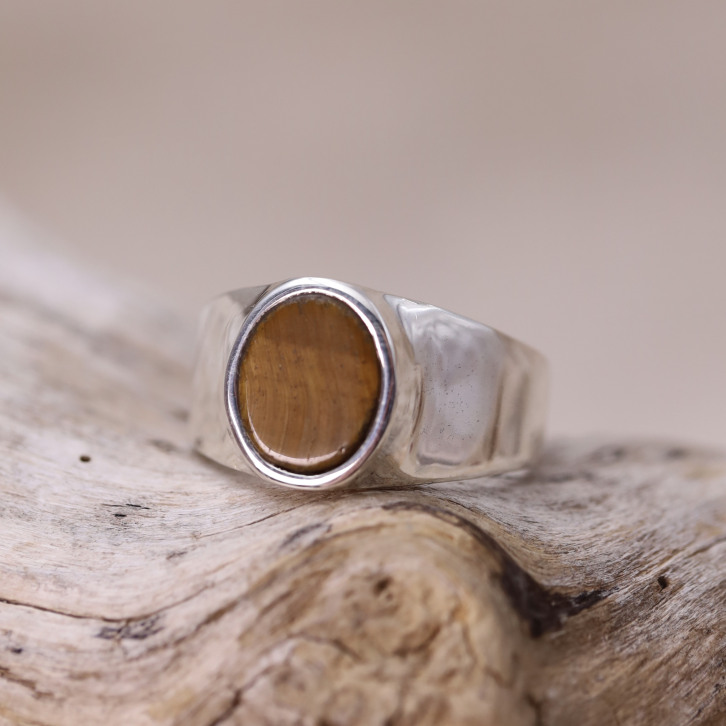 Bague en argent et oeil de tigre