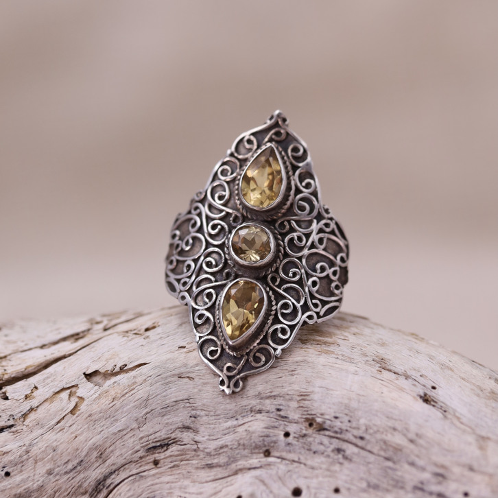 Bague en argent et citrine