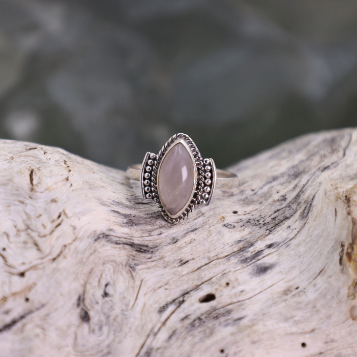 Bague en argent et quartz rose