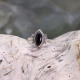 Bague en argent et onyx