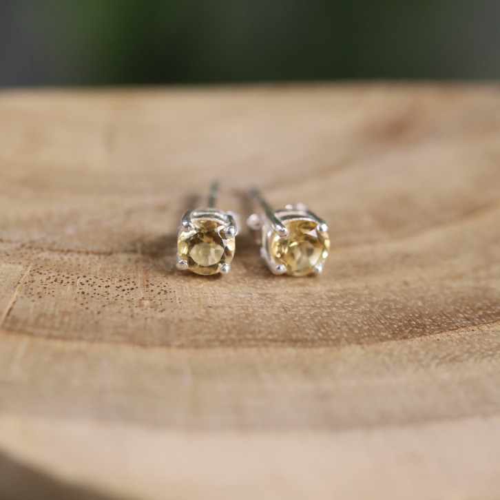 Boucles d'oreilles "puces" en argent et citrine