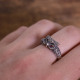 Bague d'exception en argent avec émail et marcassites - hibou