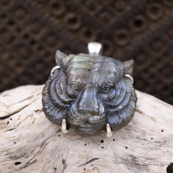 Pendentif en argent et labradorite - tigre