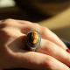 Bague en argent et pierre oeil de tigre