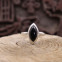 Bague en argent et onyx