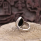 Bague en argent et onyx