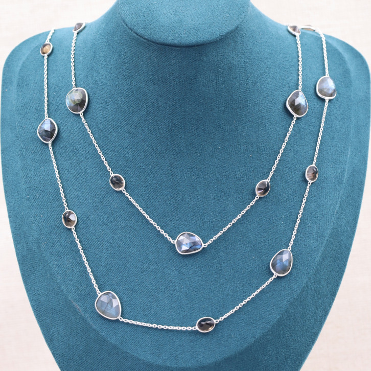 Sautoir en argent et pierre labradorite et quartz fumé