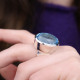 Bague en argent et topaze bleue