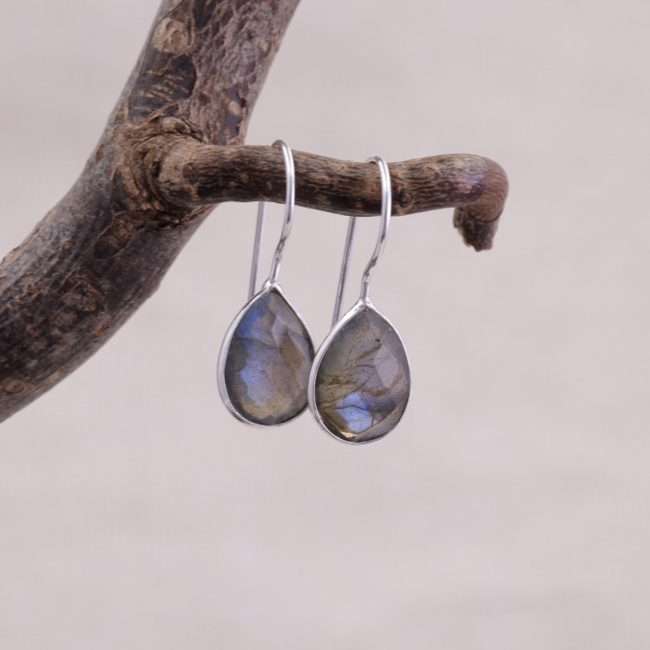 Boucles d'oreilles en argent et labradorite