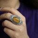 Bague en argent et ambre