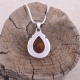 Pendentif en argent et ambre