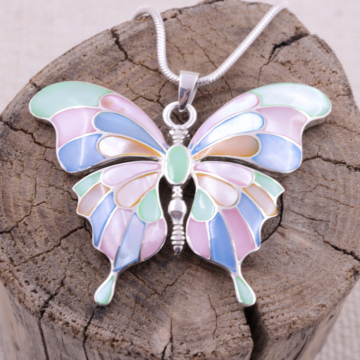 Pendentif en argent avec nacre - papillon