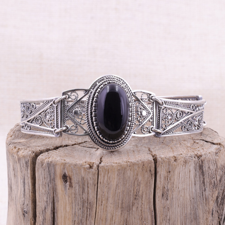 Bracelet rigide en argent et onyx