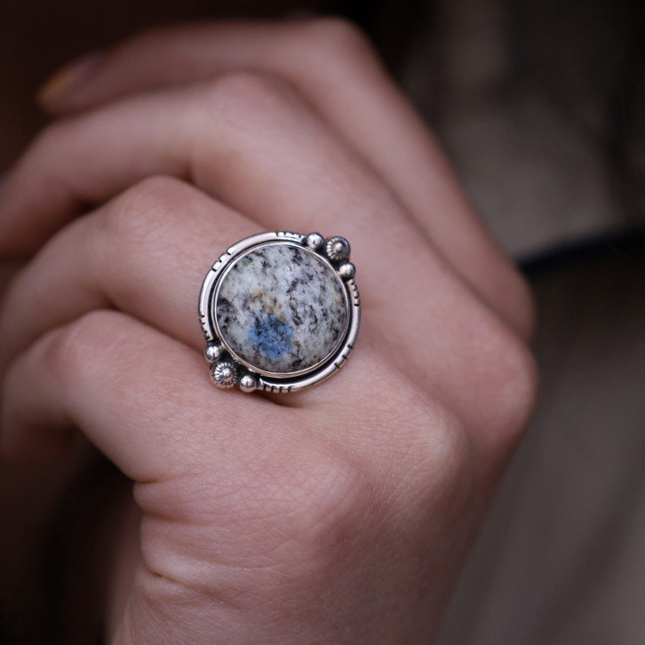 Bague en argent et pierre aventurine