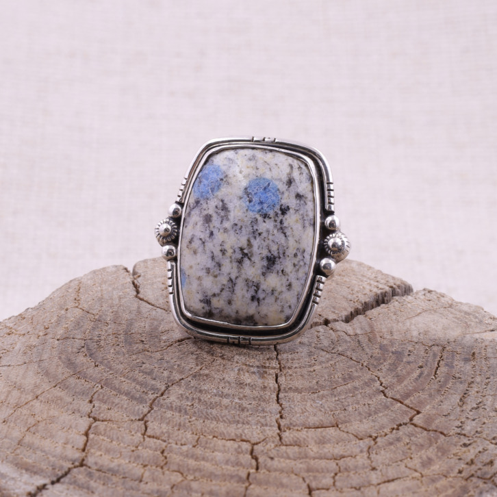 Bague en argent et pierre jaspe mont K2