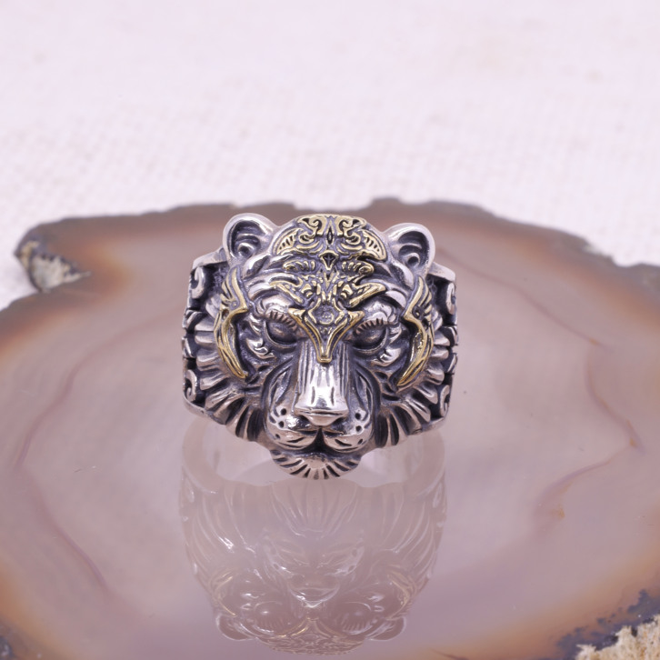 Bague en argent et cuivre - tigre en armure