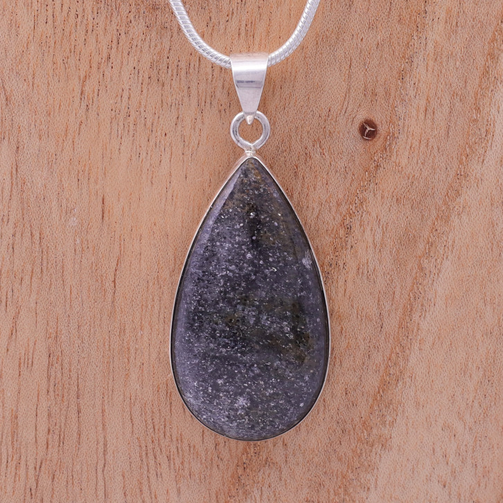 Pendentif en argent pierre de soleil